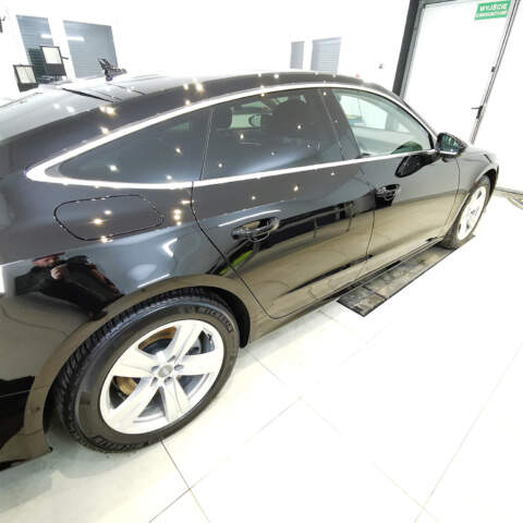 Audi a7 folia ppf, powłoka pro na lakier, szyby, felgi, zmiana koloru chromow
