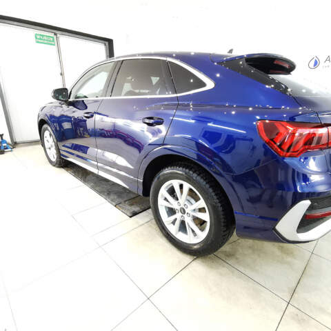 Audi Q3 zabezpieczenie całego frontu folią ochronną ppf, lakier zabezpieczony Grafenową powłoką ochronną, dodatkowo zabezpieczono felgi i szyby