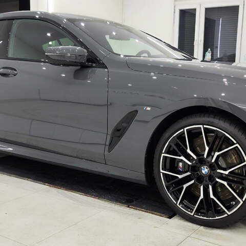 BMW 8, odświeżenie lakieru, aplikacja powłoki na lakier e-coating, na felgi wheel i na szyby Glass Protection