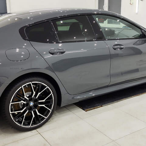BMW 8, odświeżenie lakieru, aplikacja powłoki na lakier e-coating, na felgi wheel i na szyby Glass Protection
